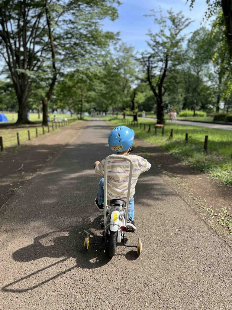 小金井公園　3歳　男の子　自転車